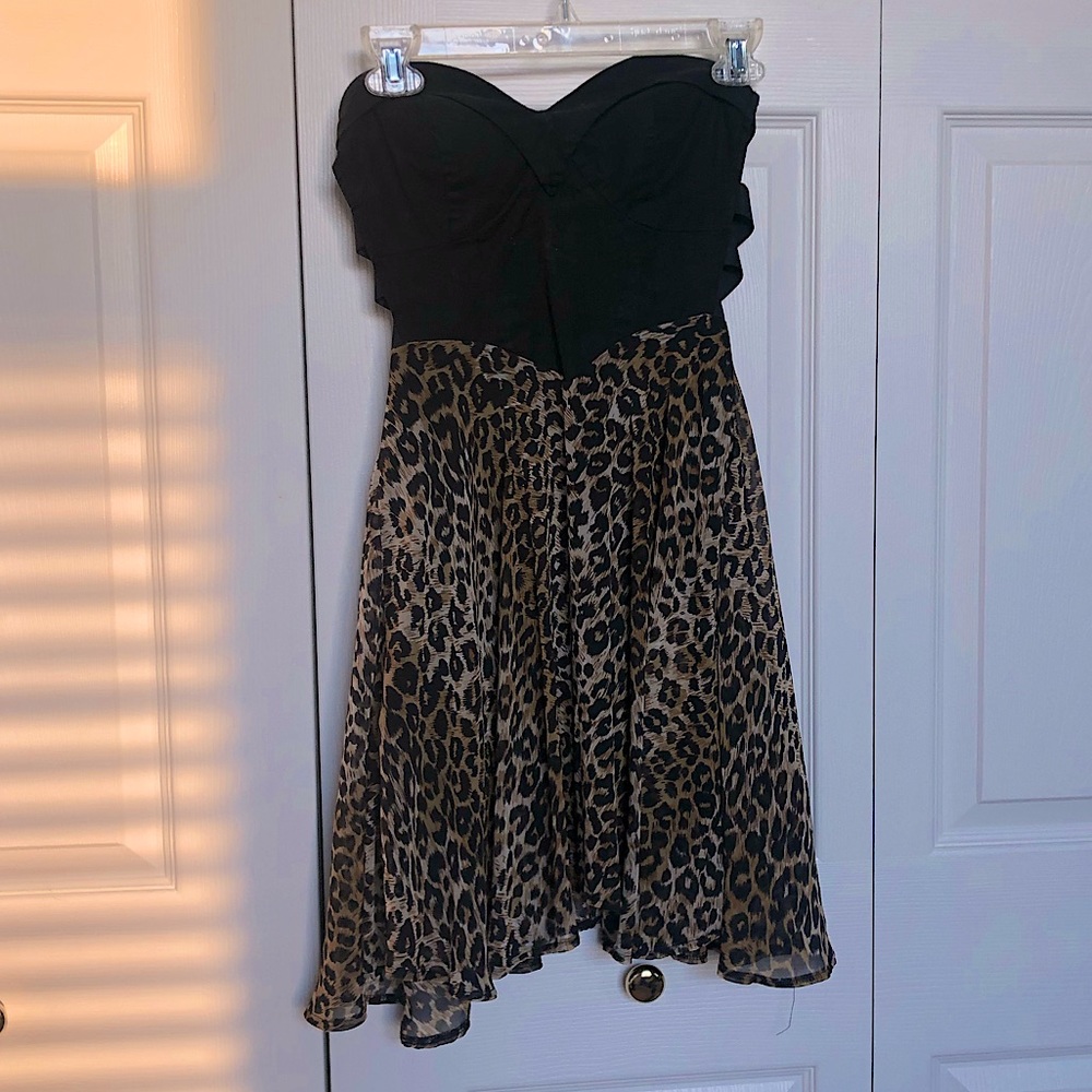 Leopard print strapless dress, size S. Worn once.